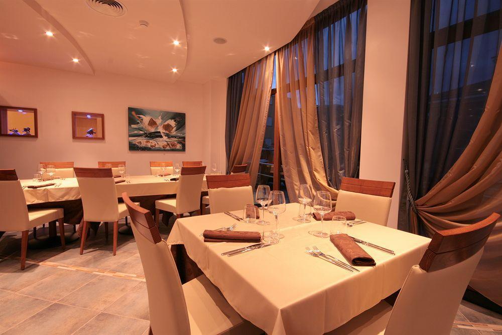 Vilola Bed & Breakfast Zambratija  Bagian luar foto